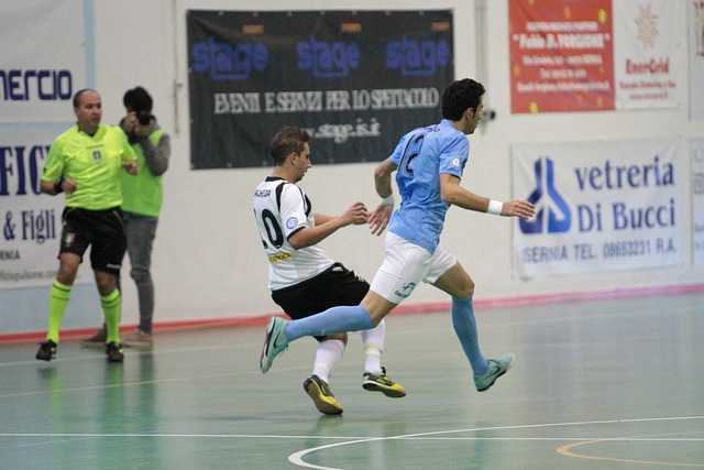 与大俱乐部 与大俱乐部